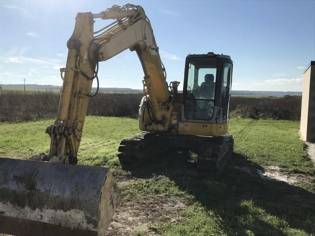 Komatsu PC 78MR-6 - Miniexcavadora: foto 1 Komatsu PC 78MR-6 - Miniexcavadora: foto 1