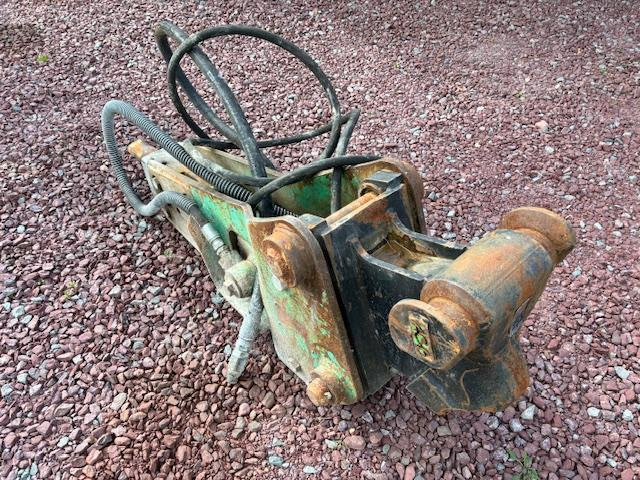 MONTABERT 125 - Martillo hidráulico: foto 4 MONTABERT 125 - Martillo hidráulico: foto 4