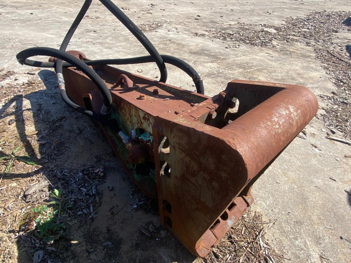 MONTABERT BRV - Martillo hidráulico: foto 4 MONTABERT BRV - Martillo hidráulico: foto 4