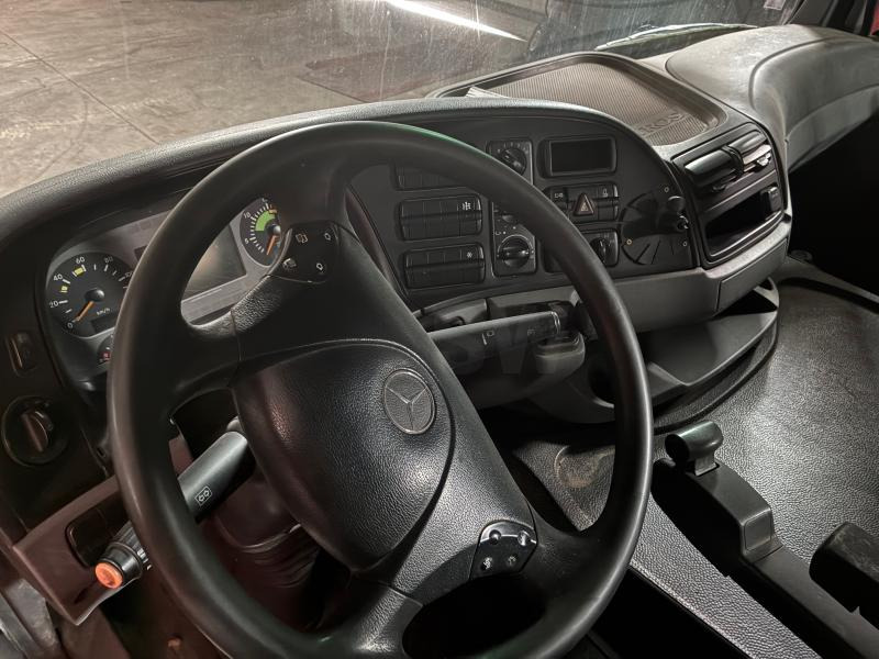 Camión multibasculante Mercedes 6X4 ACTROS  3341: foto 8