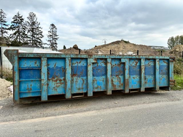 VALVAN BENNE AMPLIROLL 5M50 - Contenedor de gancho: foto 1 VALVAN BENNE AMPLIROLL 5M50 - Contenedor de gancho: foto 1