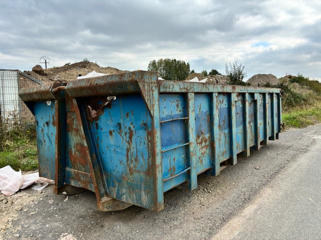 VALVAN BENNE AMPLIROLL 5M50 - Contenedor de gancho: foto 2 VALVAN BENNE AMPLIROLL 5M50 - Contenedor de gancho: foto 2