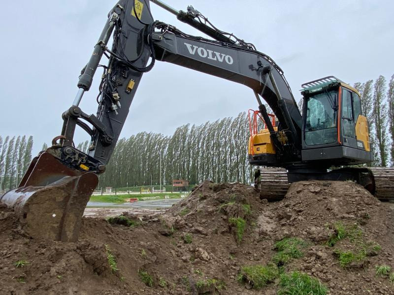 Volvo ECR 235EL - Excavadora de cadenas: foto 1 Volvo ECR 235EL - Excavadora de cadenas: foto 1