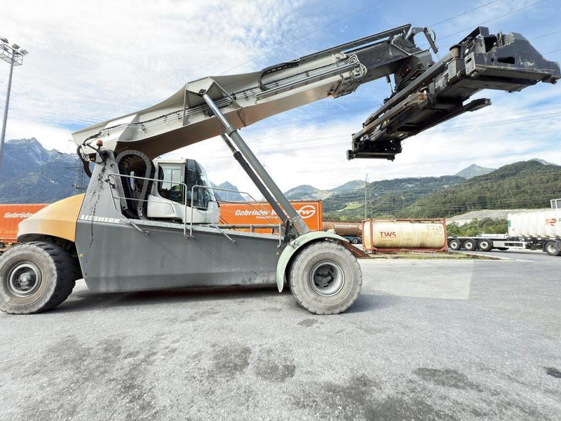 Liebherr LRS545 Intermodal - Reach stacker: foto 4 Liebherr LRS545 Intermodal - Reach stacker: foto 4