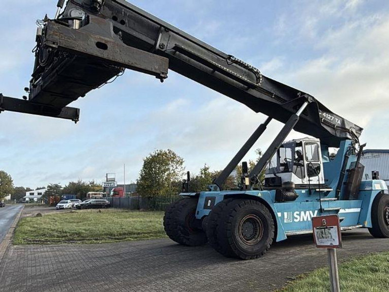 SMV SC4127TA5 - Reach stacker: foto 2 SMV SC4127TA5 - Reach stacker: foto 2
