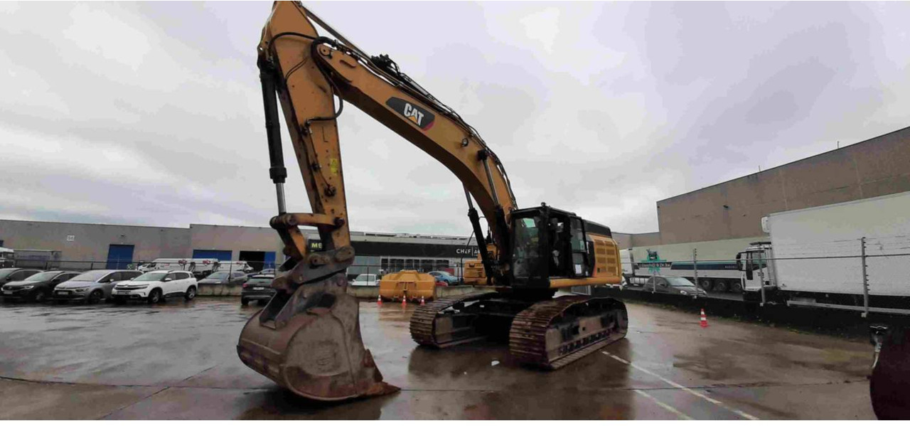 Excavadora de cadenas CAT 352F: foto 16 Excavadora de cadenas CAT 352F: foto 16