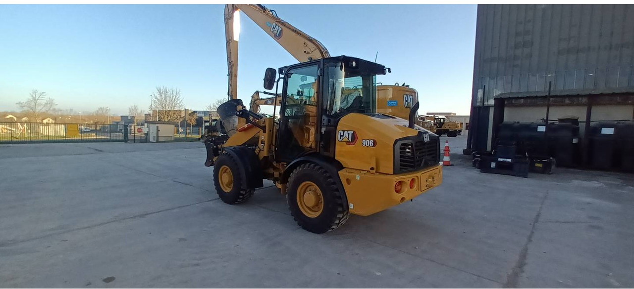 CAT 906 - Cargadora de ruedas: foto 4 CAT 906 - Cargadora de ruedas: foto 4