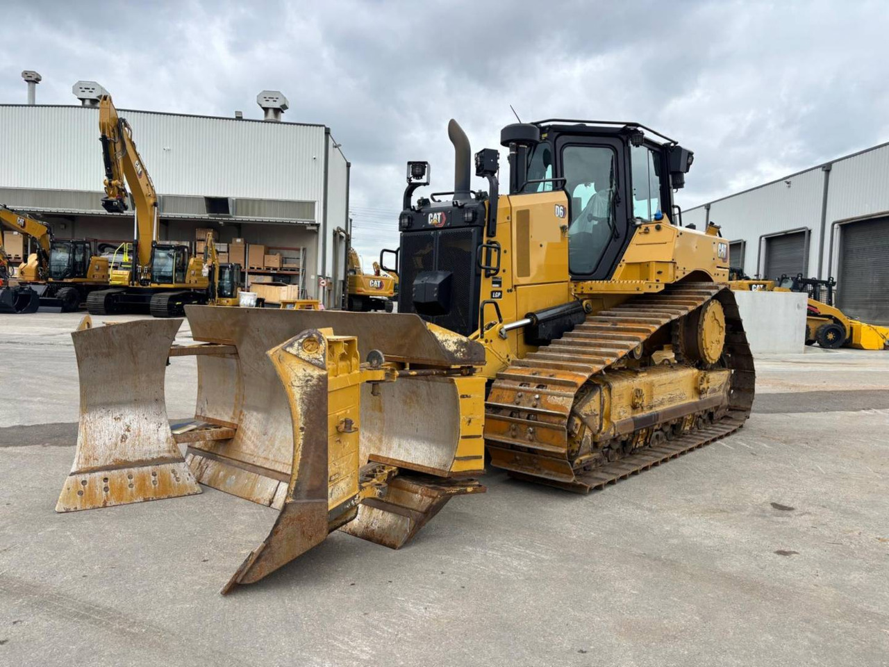 CAT D6 VPAT - Bulldozer: foto 2 CAT D6 VPAT - Bulldozer: foto 2