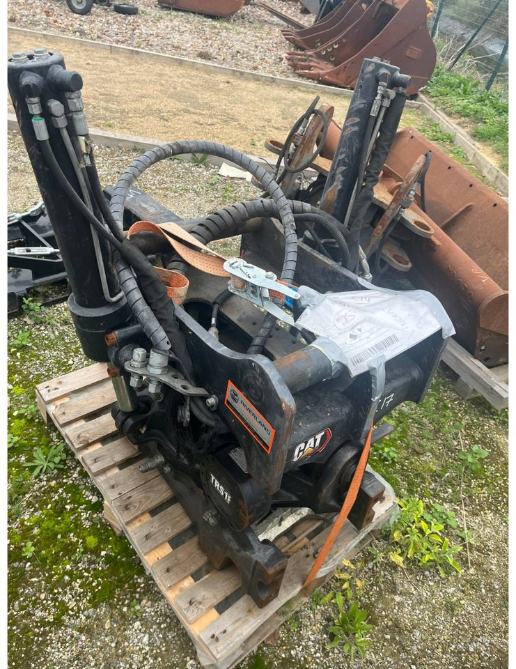 CAT TRS18/S70/S70 - Rotor basculante: foto 1 CAT TRS18/S70/S70 - Rotor basculante: foto 1