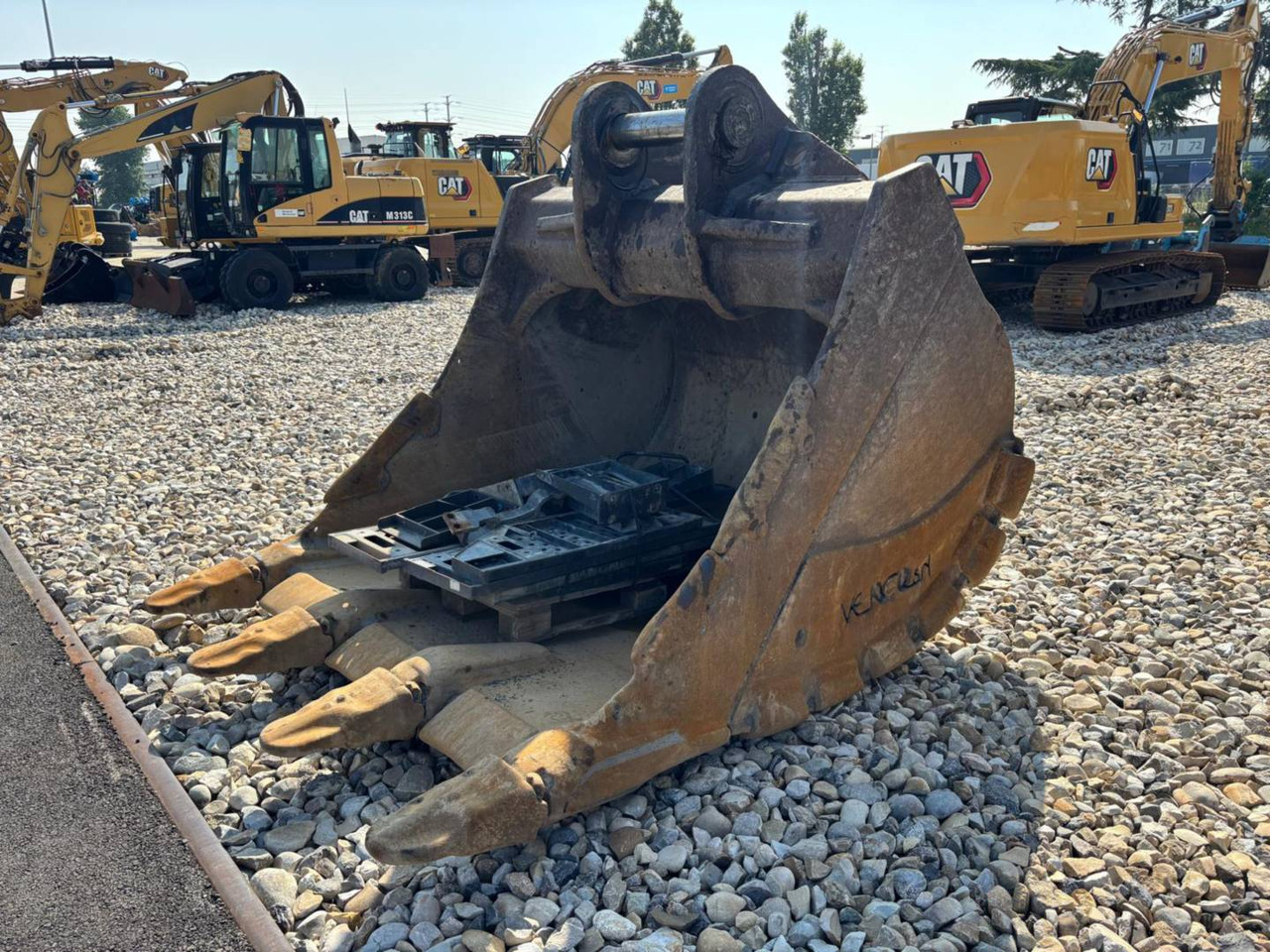 Excavadora de cadenas VOLVO CONSTRUCTION EQUIPMENT EC700 CL: foto 27 Excavadora de cadenas VOLVO CONSTRUCTION EQUIPMENT EC700 CL: foto 27