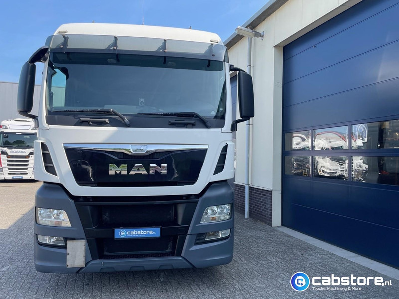 MAN TGX 18.440 4x2 BLS Euro 6 - XLX cabine - Bouwjaar 2014 - Smart Tacho - 2x Dieseltanks - Very good tyres - Cabeza tractora: foto 5 MAN TGX 18.440 4x2 BLS Euro 6 - XLX cabine - Bouwjaar 2014 - Smart Tacho - 2x Dieseltanks - Very good tyres - Cabeza tractora: foto 5