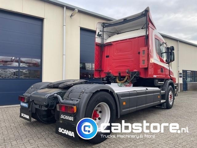 Scania T 124 GA 4X2 NA 420 Euro 3 Torpedo - Bouwjaar 2004 - km 1.186.014 - RETARDER - CT19 Cabine - Hydrauliek unit - Handgeschakelde versnellingsbak - Cabeza tractora: foto 4 Scania T 124 GA 4X2 NA 420 Euro 3 Torpedo - Bouwjaar 2004 - km 1.186.014 - RETARDER - CT19 Cabine - Hydrauliek unit - Handgeschakelde versnellingsbak - Cabeza tractora: foto 4