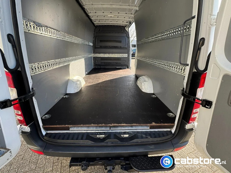 Mercedes-Benz Sprinter 316 CDI L3/H2 316 CDI Euro 5 - L3/H2 - Automaat - Geïntegreerde rijplaten in vloer - Bearlock - Year 2015 - Nieuwe banden - Furgón: foto 4 Mercedes-Benz Sprinter 316 CDI L3/H2 316 CDI Euro 5 - L3/H2 - Automaat - Geïntegreerde rijplaten in vloer - Bearlock - Year 2015 - Nieuwe banden - Furgón: foto 4