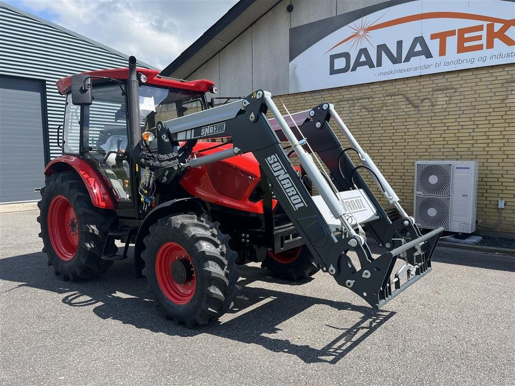Zetor MAJOR 80 - Tractor: foto 1 Zetor MAJOR 80 - Tractor: foto 1