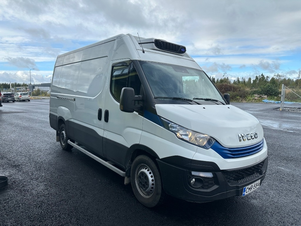 Iveco 35S14N Kylmäkone - Furgón: foto 3 Iveco 35S14N Kylmäkone - Furgón: foto 3