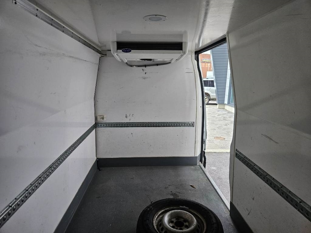 Furgoneta frigorifica Iveco Daily 35S16A8 kylmäkone: foto 13 Furgoneta frigorifica Iveco Daily 35S16A8 kylmäkone: foto 13
