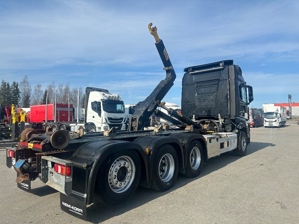 Mercedes-Benz Actros 3563 - Camión multibasculante: foto 5 Mercedes-Benz Actros 3563 - Camión multibasculante: foto 5