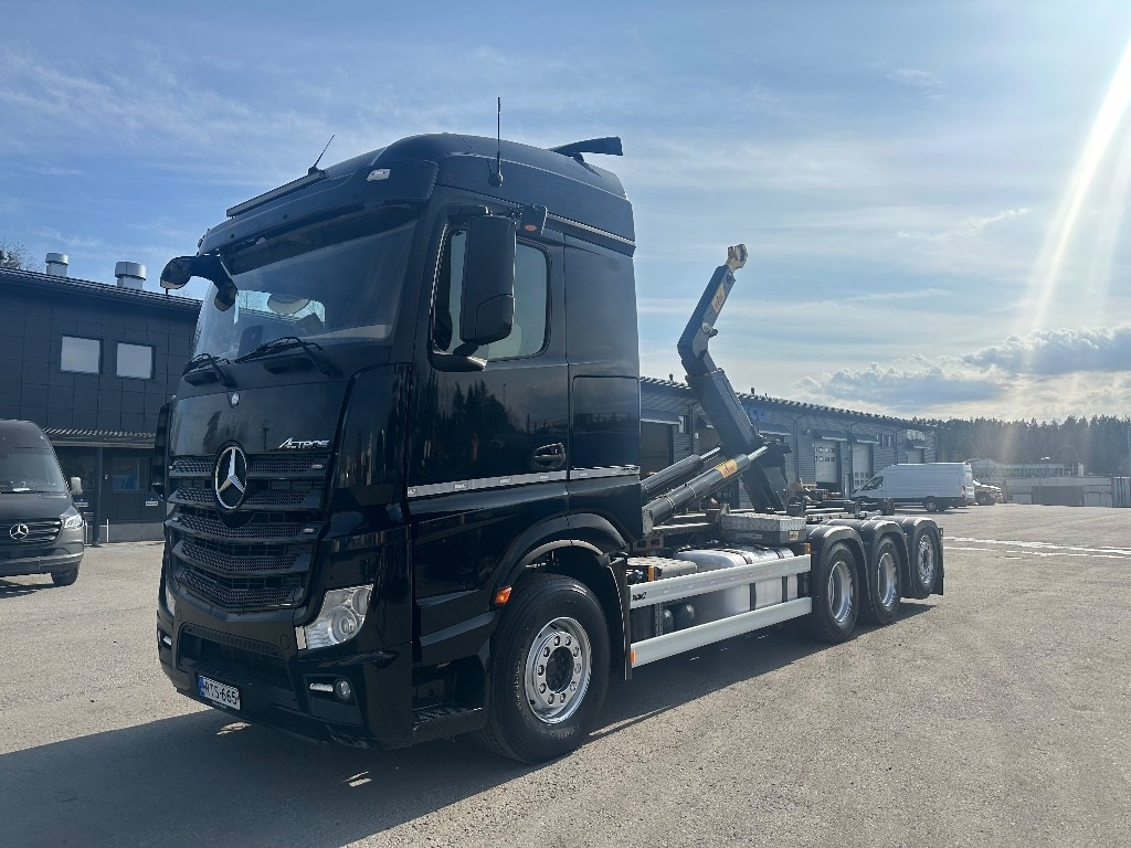 Mercedes-Benz Actros 3563 - Camión multibasculante: foto 1 Mercedes-Benz Actros 3563 - Camión multibasculante: foto 1