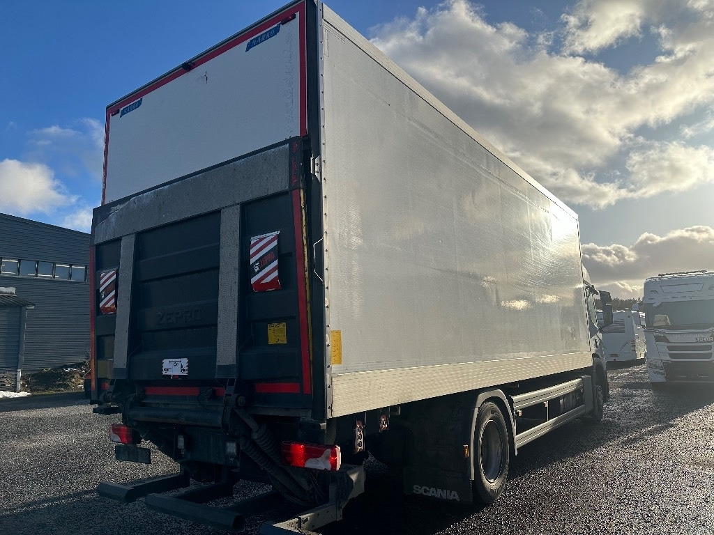 Scania P250 - Camión caja cerrada: foto 3 Scania P250 - Camión caja cerrada: foto 3