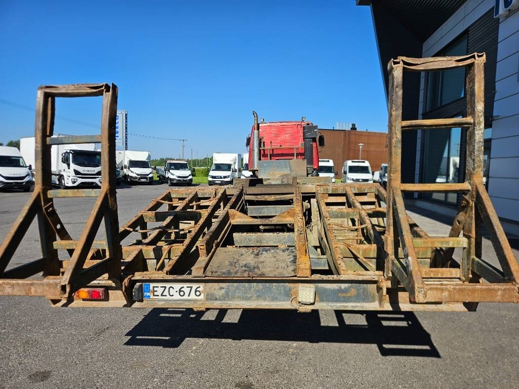 Leasing de Sisu SM300 8X2  Sisu SM300 8X2: foto 6