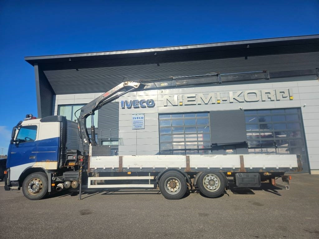 Volvo FH12 6x2 Hiab 166 kympitys 2029 asti - Camión grúa: foto 5 Volvo FH12 6x2 Hiab 166 kympitys 2029 asti - Camión grúa: foto 5