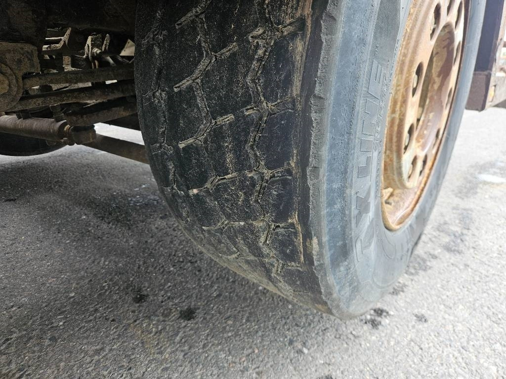 Leasing de Volvo FH12 8x4  Volvo FH12 8x4: foto 14