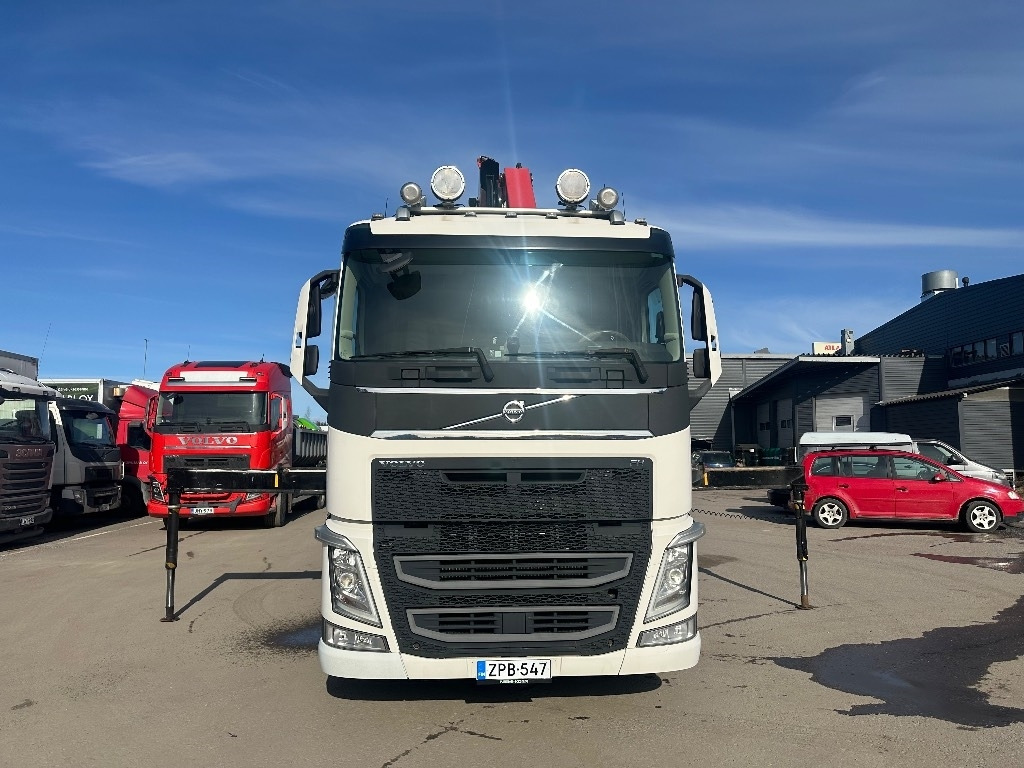 Volvo FH13 540 HMF 2620-K5 - Camión grúa: foto 2 Volvo FH13 540 HMF 2620-K5 - Camión grúa: foto 2