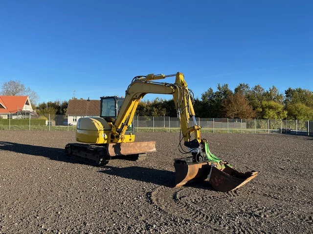 KOMATSU PC80MR - Excavadora de cadenas: foto 2 KOMATSU PC80MR - Excavadora de cadenas: foto 2