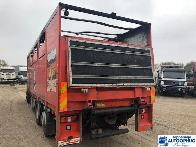 Mercedes-Benz Antos 2543L 6X2 - Camión caja abierta: foto 4 Mercedes-Benz Antos 2543L 6X2 - Camión caja abierta: foto 4