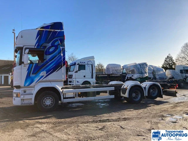 Scania R730 6X2 ONLY PARTS - Camión chasis: foto 3 Scania R730 6X2 ONLY PARTS - Camión chasis: foto 3