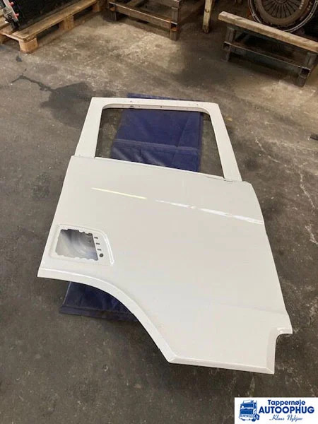 Scania S door LRH – Scania 2653999 - Carrocería y exterior para Camión: foto 1 Scania S door LRH – Scania 2653999 - Carrocería y exterior para Camión: foto 1