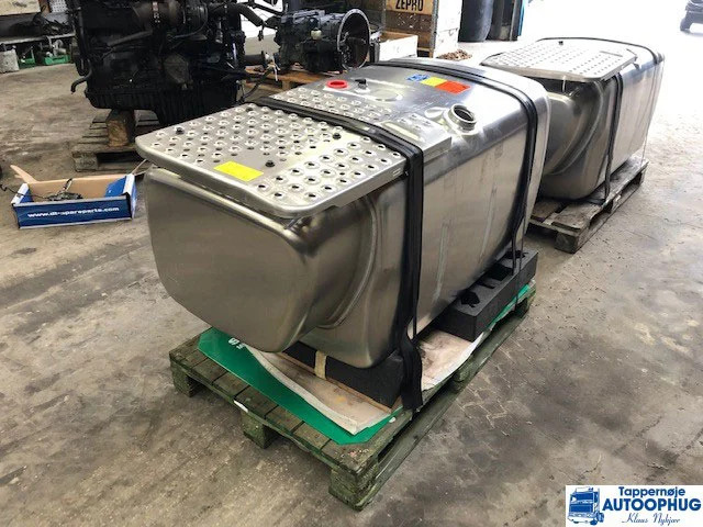 Scania Tank 540 P/N: 2132703 - Depósito de combustible para Camión: foto 5 Scania Tank 540 P/N: 2132703 - Depósito de combustible para Camión: foto 5