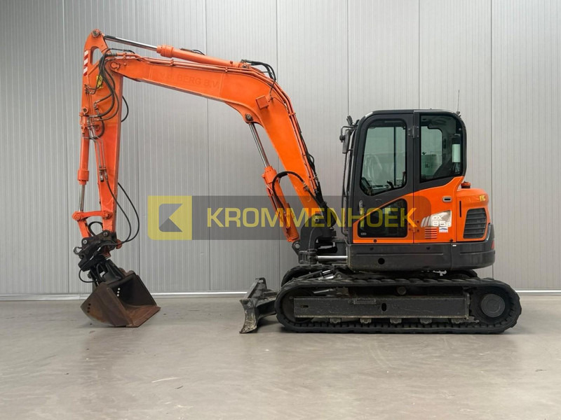 Doosan DX 85R-3 - Miniexcavadora: foto 1 Doosan DX 85R-3 - Miniexcavadora: foto 1