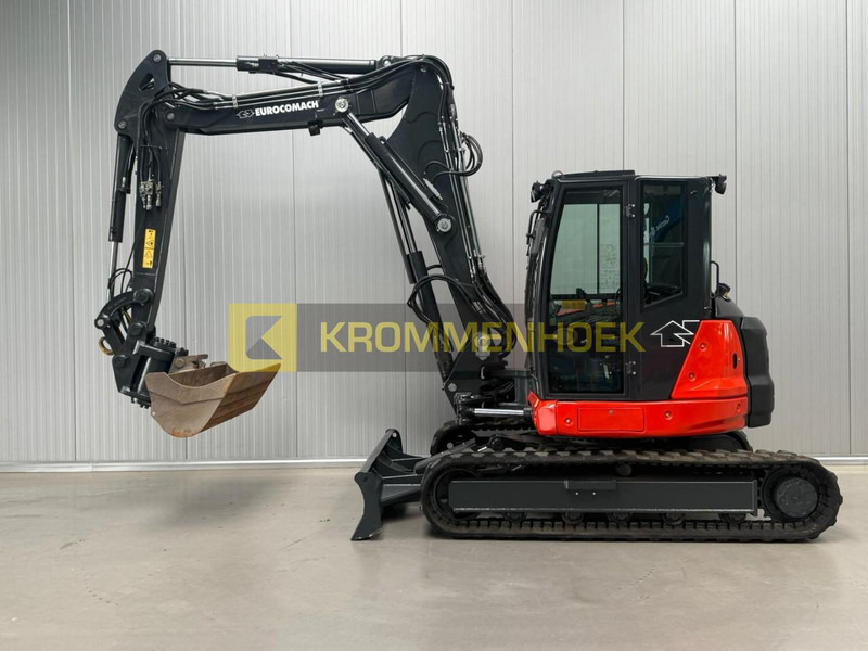 Eurocomach ES 100 TR Powertilt - Miniexcavadora: foto 1 Eurocomach ES 100 TR Powertilt - Miniexcavadora: foto 1