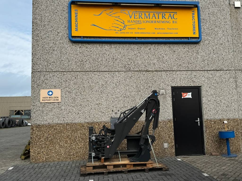 Gehl Skid steer loader – excavator arm – broom – slide - Barredora cucharón: foto 2 Gehl Skid steer loader – excavator arm – broom – slide - Barredora cucharón: foto 2