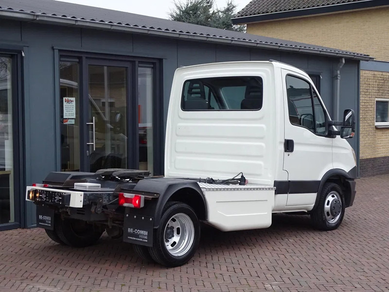 Iveco Daily 35.210 PK BE TREKKER 10400 kg AIRCO CC - Cabeza tractora: foto 2 Iveco Daily 35.210 PK BE TREKKER 10400 kg AIRCO CC - Cabeza tractora: foto 2