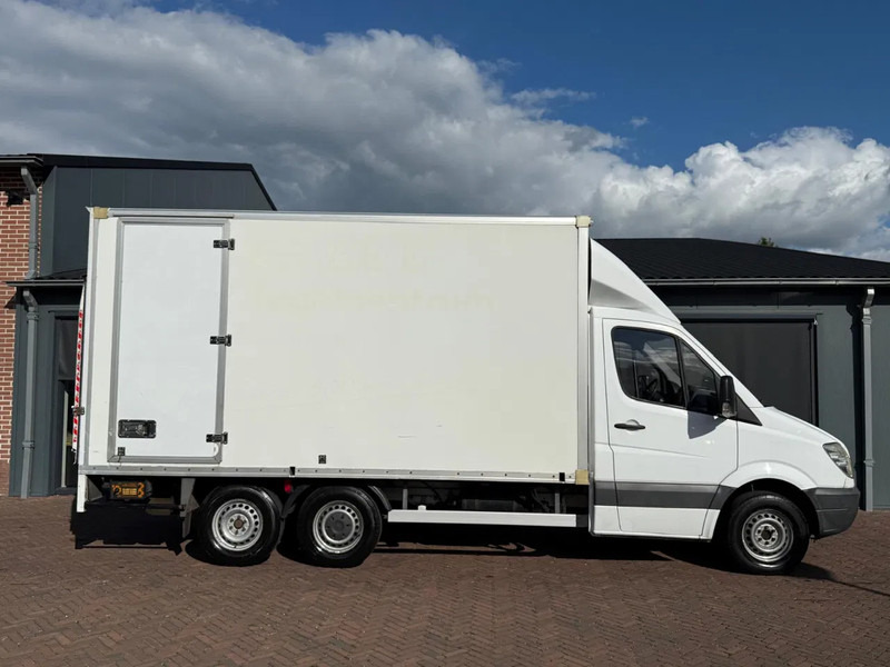 Mercedes-Benz Sprinter 311 CLixtar LBW 2.5 ton load be licence - Cabeza tractora: foto 2 Mercedes-Benz Sprinter 311 CLixtar LBW 2.5 ton load be licence - Cabeza tractora: foto 2