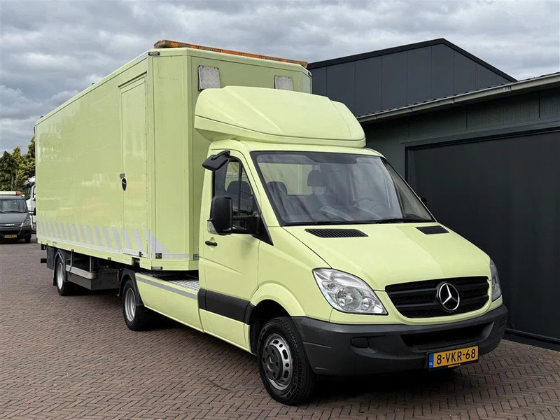 Mercedes-Benz Sprinter 519 BE Trekker 3250 KG laadvermogen Dhollandia Laadklep - Cabeza tractora: foto 1 Mercedes-Benz Sprinter 519 BE Trekker 3250 KG laadvermogen Dhollandia Laadklep - Cabeza tractora: foto 1