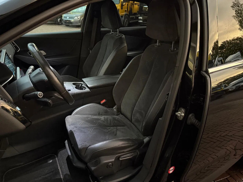 DS Ds 7 Crossback DS Performance Line NL Auto 360 Cam Xenon Led Groot Navi Leder/ Alcantara Cruise Lmv Veel Opties! - SUV/ Todoterreno: foto 5 DS Ds 7 Crossback DS Performance Line NL Auto 360 Cam Xenon Led Groot Navi Leder/ Alcantara Cruise Lmv Veel Opties! - SUV/ Todoterreno: foto 5