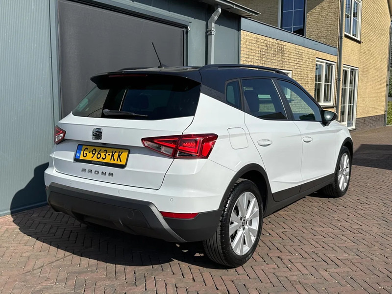 SEAT Arona 1.0 TSI Style Business Intense Dealeronderhouden Cruise Clima Navi Camera Parkeersensoren Lmv - Hatchback: foto 3 SEAT Arona 1.0 TSI Style Business Intense Dealeronderhouden Cruise Clima Navi Camera Parkeersensoren Lmv - Hatchback: foto 3