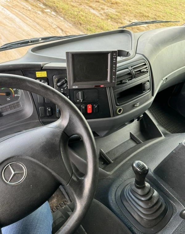 Camión isotérmico MERCEDES-BENZ ATEGO 1324 Sprowadzony: foto 11 Camión isotérmico MERCEDES-BENZ ATEGO 1324 Sprowadzony: foto 11
