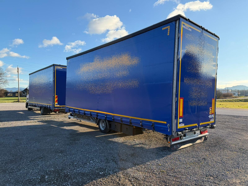 MAN 12.220 + prikolica HW 120 m3 - Camión lona: foto 4 MAN 12.220 + prikolica HW 120 m3 - Camión lona: foto 4