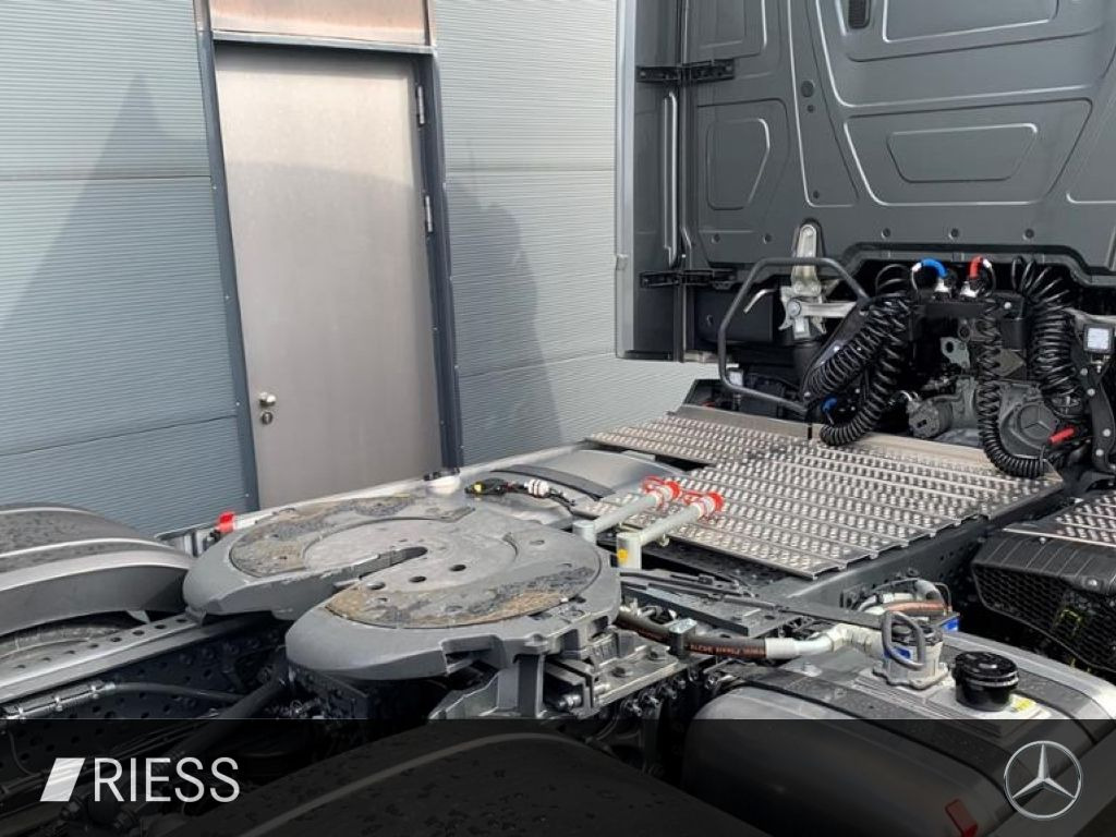 Mercedes-Benz Actros 1853 LS - Cabeza tractora: foto 5 Mercedes-Benz Actros 1853 LS - Cabeza tractora: foto 5