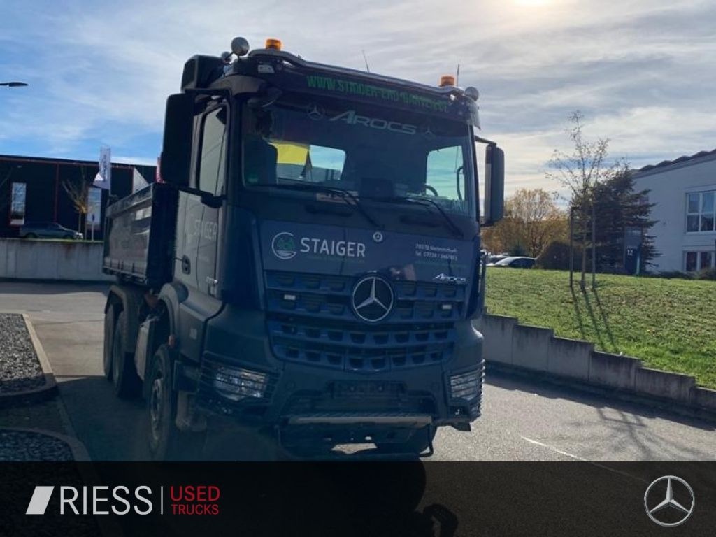 Mercedes-Benz Arocs AHK AUT Kam. KlimaA LM Massage Navi - Camión volquete: foto 3 Mercedes-Benz Arocs AHK AUT Kam. KlimaA LM Massage Navi - Camión volquete: foto 3