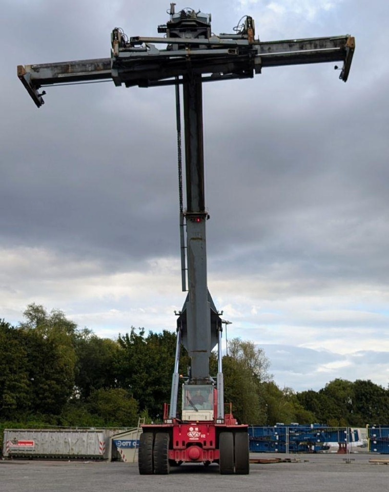 CVS Ferrari F377.5 PB - Reach stacker: foto 2 CVS Ferrari F377.5 PB - Reach stacker: foto 2