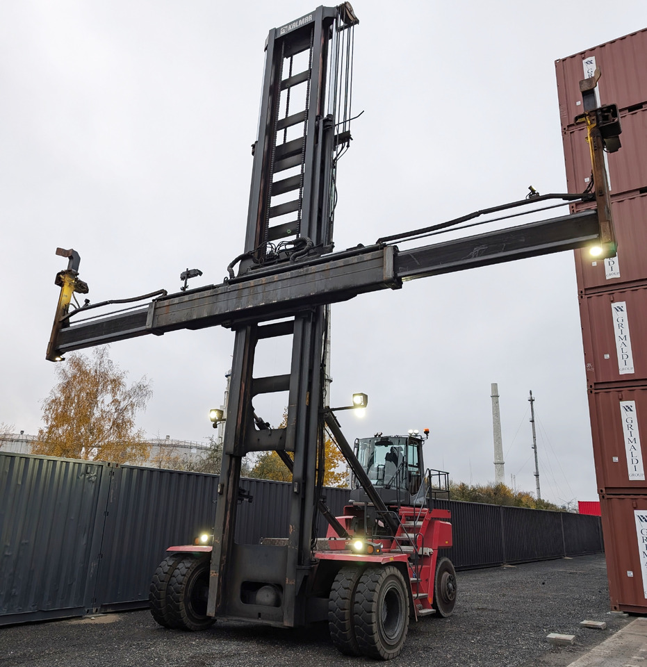 KALMAR DCG100-45ED7 - Carretilla para contenedores: foto 5 KALMAR DCG100-45ED7 - Carretilla para contenedores: foto 5