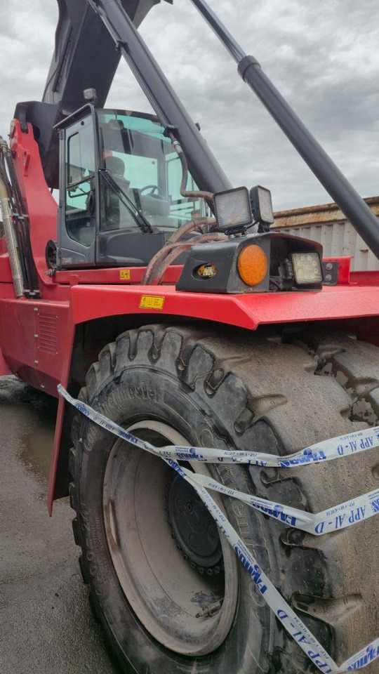 Kalmar DRG100-54S6 - Reach stacker: foto 5 Kalmar DRG100-54S6 - Reach stacker: foto 5