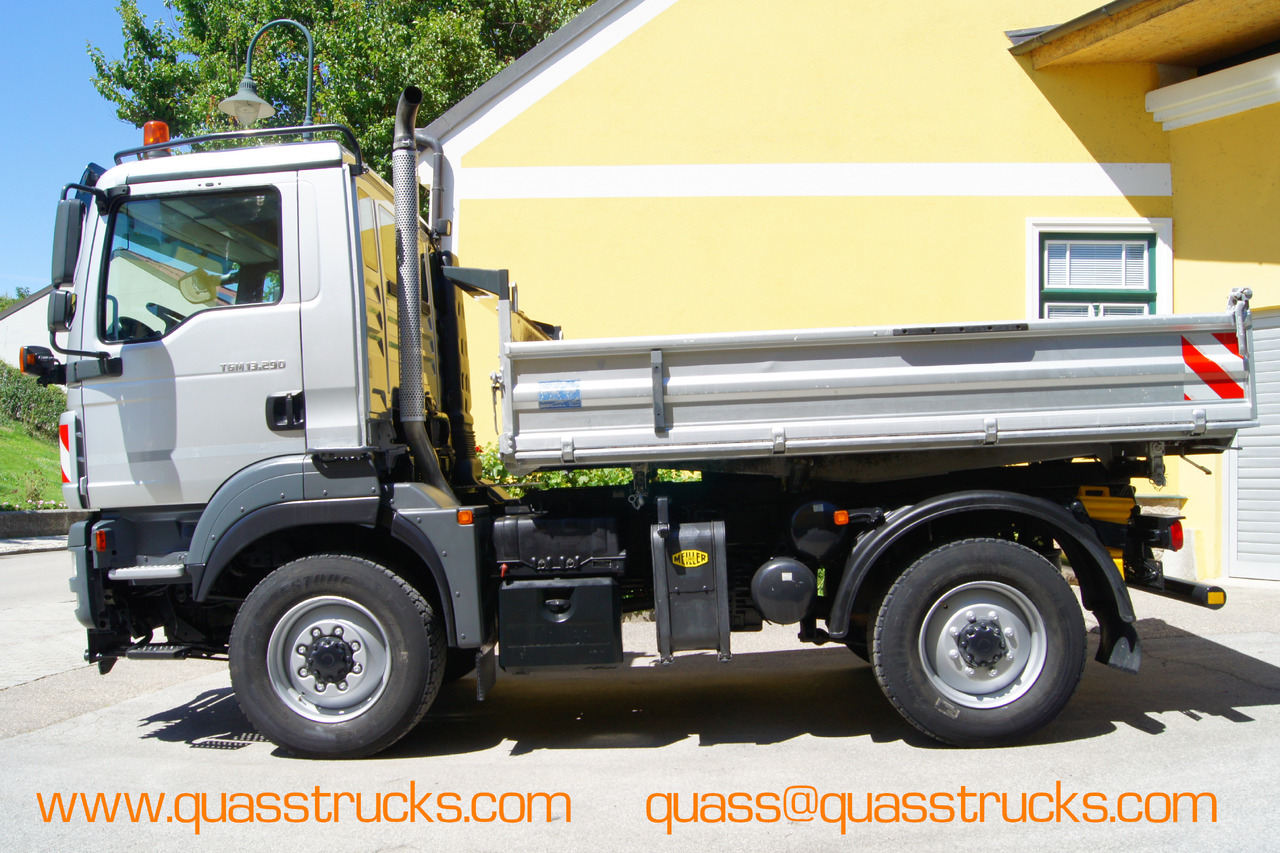 MAN TGM 13.290/4x4/TÜV/Euro 5/einzelbereift/Winterdienst - Máquina quitanieve: foto 2 MAN TGM 13.290/4x4/TÜV/Euro 5/einzelbereift/Winterdienst - Máquina quitanieve: foto 2