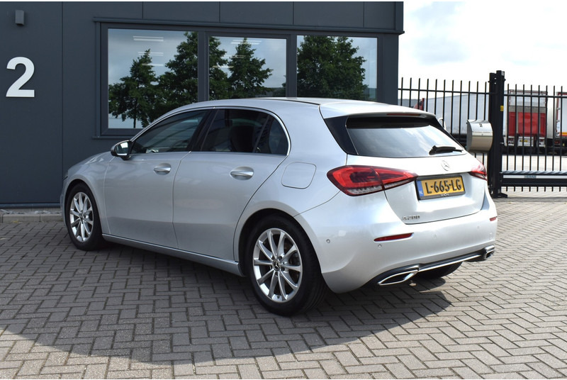 Mercedes-Benz A-Klasse 200 | Business Solution * 163 PK * Camera * LED * MBUX - Hatchback: foto 4 Mercedes-Benz A-Klasse 200 | Business Solution * 163 PK * Camera * LED * MBUX - Hatchback: foto 4