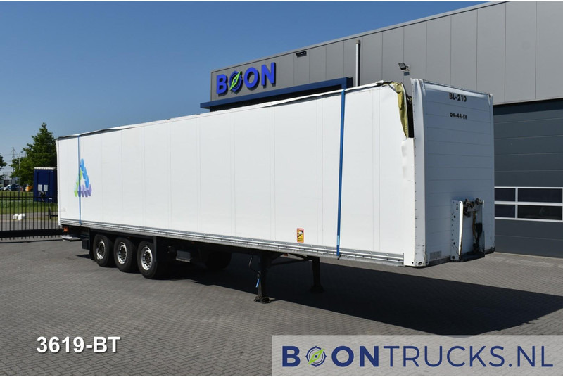 Schmitz Cargobull SCB*S3B | DAMAGED / SCHADE * TAIL LIFT (WORKING) * DISC BRAKES - Semirremolque caja cerrada: foto 4 Schmitz Cargobull SCB*S3B | DAMAGED / SCHADE * TAIL LIFT (WORKING) * DISC BRAKES - Semirremolque caja cerrada: foto 4